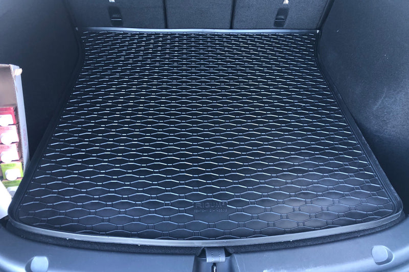 Гумена стелка за багажник Rigum за Tesla Model Y (2021+)