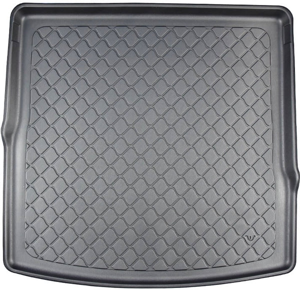 Стелка за багажник ARISTAR за Volkswagen Tiguan II Allspace (2017+) – 5/7 места, трети ред свален, под в горно положение