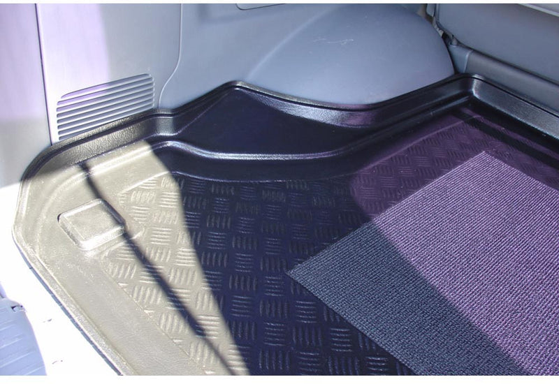 Стелка за багажник Aristar за Toyota Land Cruiser 100 SUV (01.1998–2007) 5 места