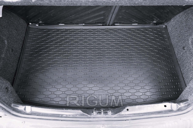 Гумена стелка Rigum за багажник за Peugeot 206 хечбек (2000+)