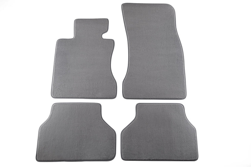 Мокетни стелки Petex за BMW серия 5 E60 седан, E61 комби (2003-2010), 4 части, сиви, материя Comet, захват B204