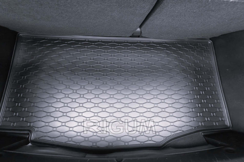 Гумена стелка за багажник Rigum за Hyundai i10 (2014+)