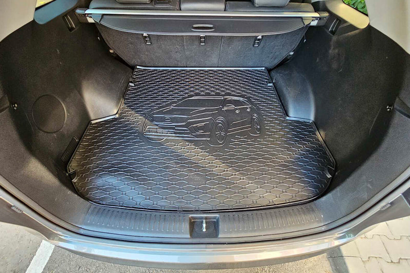 Гумена стелка за багажник Rigum за Kia Sorento (2015-2020) с щампа на автомобила
