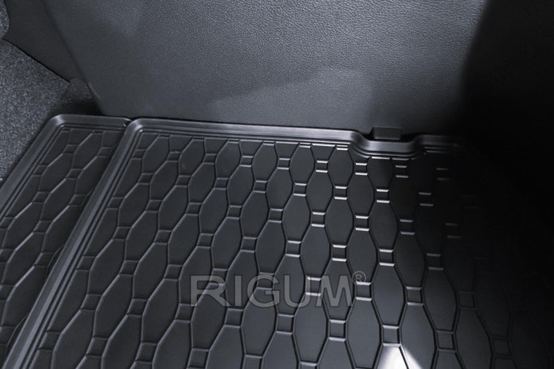 Гумена стелка за багажник Rigum за Suzuki Ignis 4x2, 4x4 (2017+)