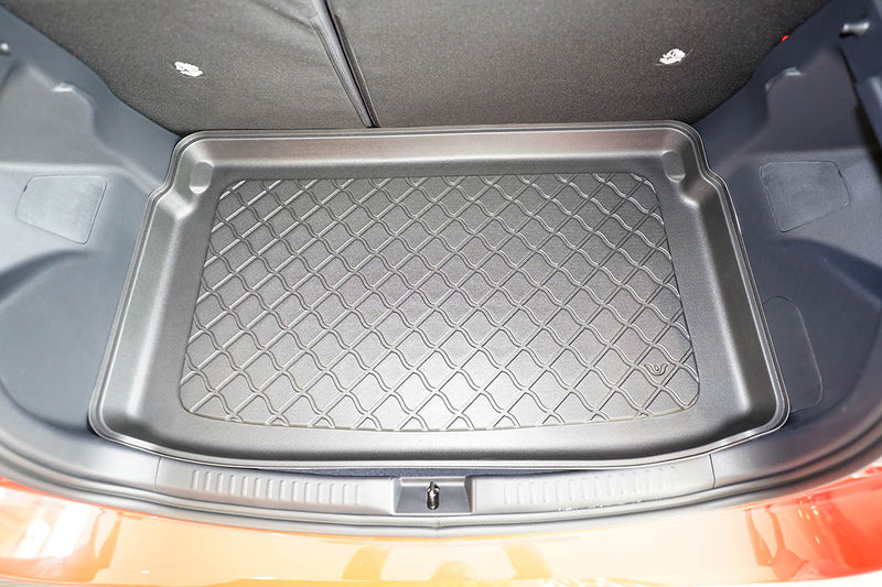 Стелка за багажник Aristar за Toyota Yaris IV (XP210) Hybrid Хечбек 5D (09.2020+), за хибридната версия с горно положение на багажника (двойно дъно)