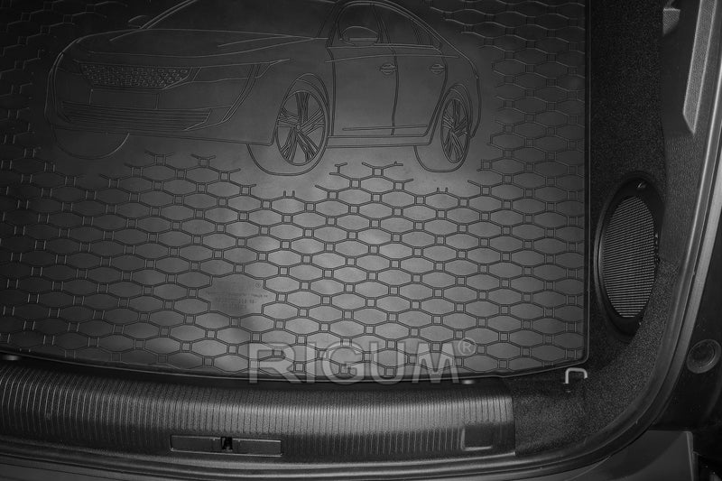 Гумена стелка Rigum за багажник за Peugeot 5008 (2017+) с щампа на автомобила