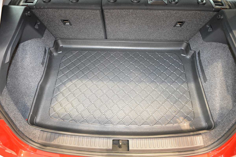 Стелка за багажник Aristar Guardliner за Seat Arona SUV 5 врати (11.2017+) за багажник в горно положение модели с подвижен под на багажника