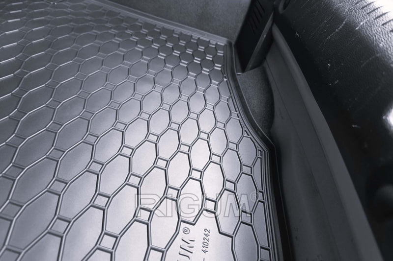 Гумена стелка за багажник Rigum за Hyundai i10 (2014+)
