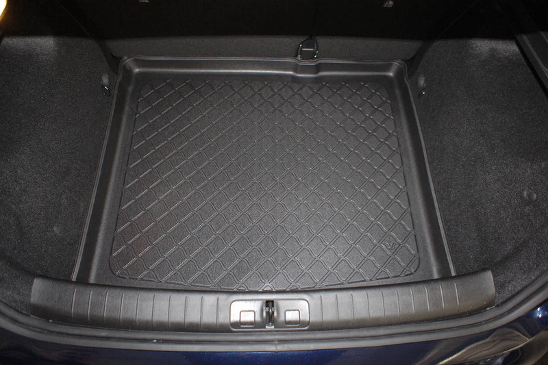 Стелка за багажник Aristar Guardliner за Fiat Tipo Хечбек Тип 356 (2017+)