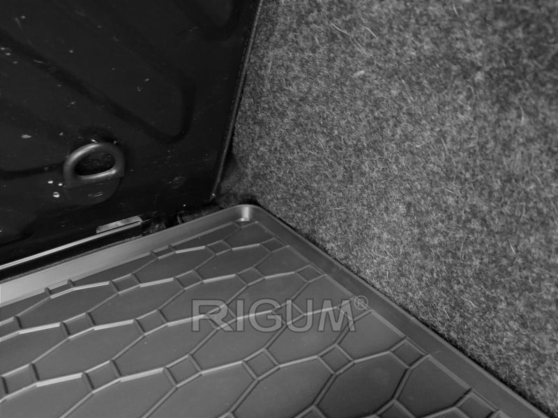 Гумена стелка Rigum за багажник за Peugeot 206 хечбек (2000-2007) с щампа на автомобила