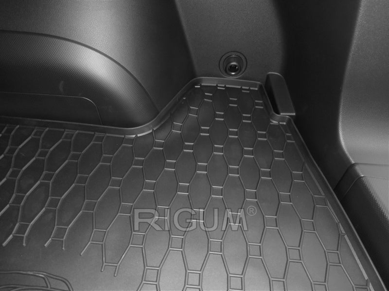 Гумена стелка за багажник Rigum за Subaru Impreza e-BOXER, XV e-BOXER (2020+) с 3D щампа