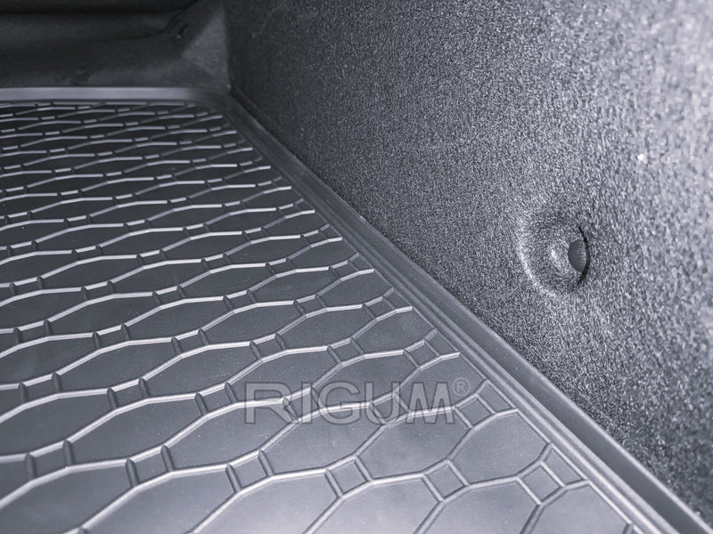 Гумена стелка за багажник Rigum за Dacia Duster LPG, MHeV (2024+)