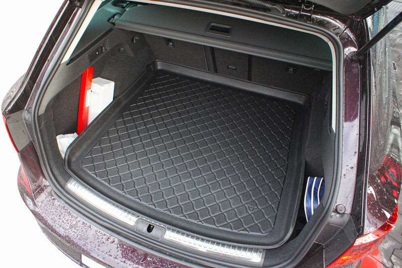 Стелка за багажник Aristar за Seat Leon III 5F ST / Leon X-Perience Kombi 5 врати (2014–2020)