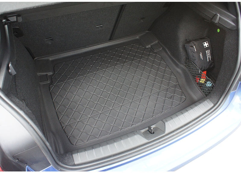 Стелка за багажник ARISTAR за BMW 1 F20/F21 Хечбек 3/5D (2011-2019)