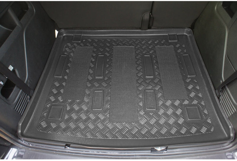 Стелка за багажник Aristar за Fiat Doblo III VAN (2010+) 7 места с отвори за трети ред