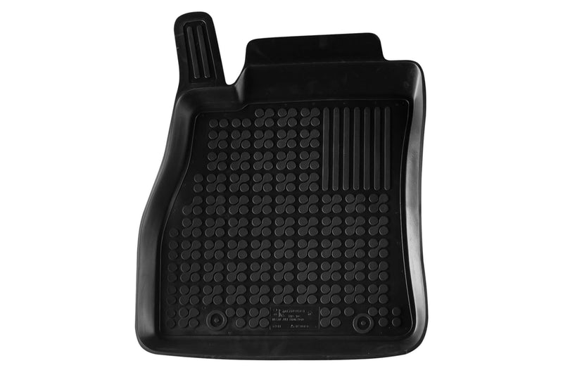Гумени стелки Rezaw-Plast за Nissan Juke (2010–2019), 4 части, черни