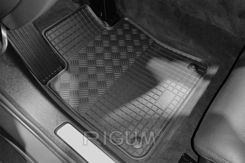 Гумени стелки Rigum за Volvo V60, V60 PHEV (2018+), 4 части, черни