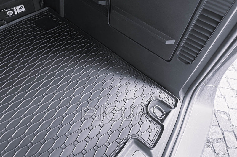 Гумена стелка Rigum за багажник за Ford Tourneo Courier (2023+)