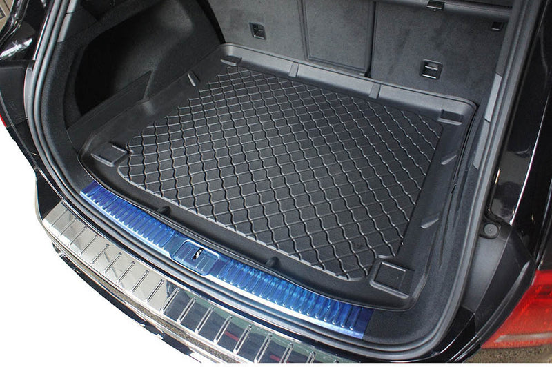 Стелка за багажник Aristar за Volkswagen Touareg II SUV 5 врати (2010–03.2018)