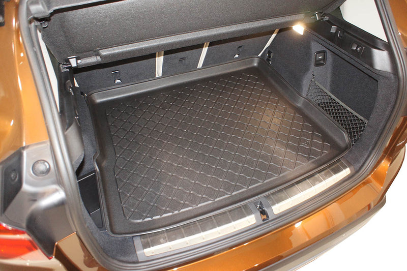 Стелка за багажник Aristar за BMW X1 F48 SUV 5 врати (2015-2022) – при пълно сгъване на задната седалка