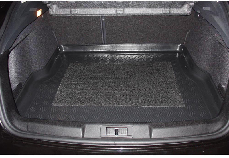 Стелка за багажник Aristar за Renault Laguna III Хечбек (07.2007–12.2015) без озвучителна система BOSE