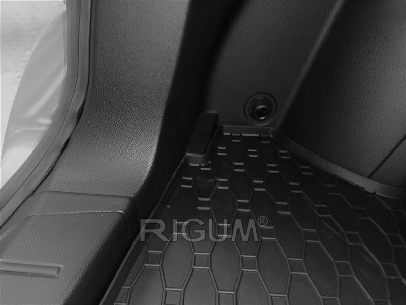 Гумена стелка за багажник Rigum за Subaru Impreza e-BOXER, XV e-BOXER (2020+) с 3D щампа