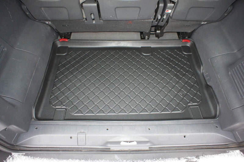 Стелка за багажник Aristar за Peugeot Expert Tepee VAN 5 врати L2 за 3-ти ред седалки (2007–2016)