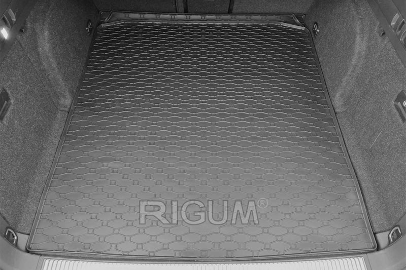 Гумена стелка за багажник Rigum за Skoda Superb комби (2015+) подходяща за горно и долно положение