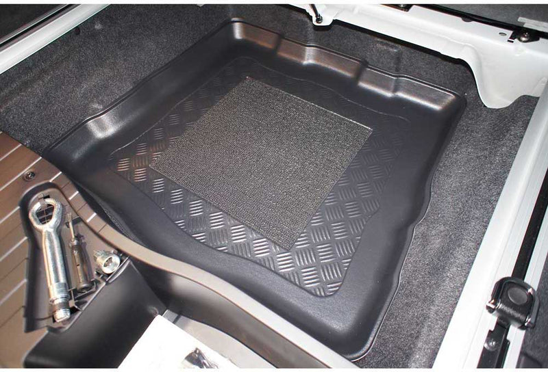 Стелка за багажник Aristar® за BMW X5 E70 SUV 5 врати (2007–2013), с подово отделение