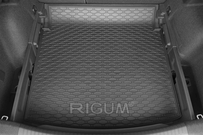 Гумена стелка за багажник Rigum за Skoda Superb Лифтбек (2015+)