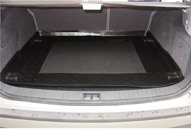 Стелка за багажник Aristar за Ford Focus II Turnier / Kombi (2004–2011)
