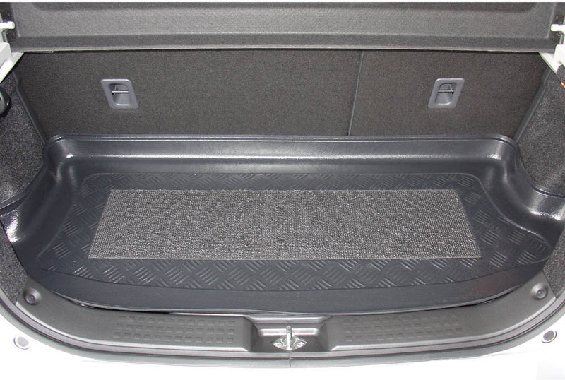 Стелка за багажник Aristar Standard за Suzuki Swift Хечбек 3/5 врати (2007 – 08.2010) багажник в горно положение за модели с двойно дъно