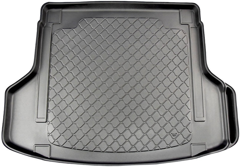 Стелка за багажник ARISTAR за Hyundai i30 III (PD) Комби 5D (2017 +) с монтажни релси и десен отвор