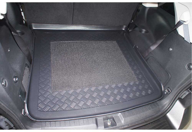 Стелка за багажник Aristar за Fiat Freemont SUV (08.2011–2016) – 5/7 места (свален 3-ти ред)