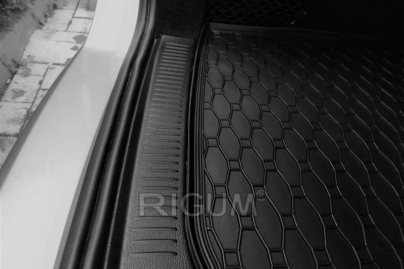 Гумена стелка за багажник Rigum за Mercedes B класа W247 (2019+)