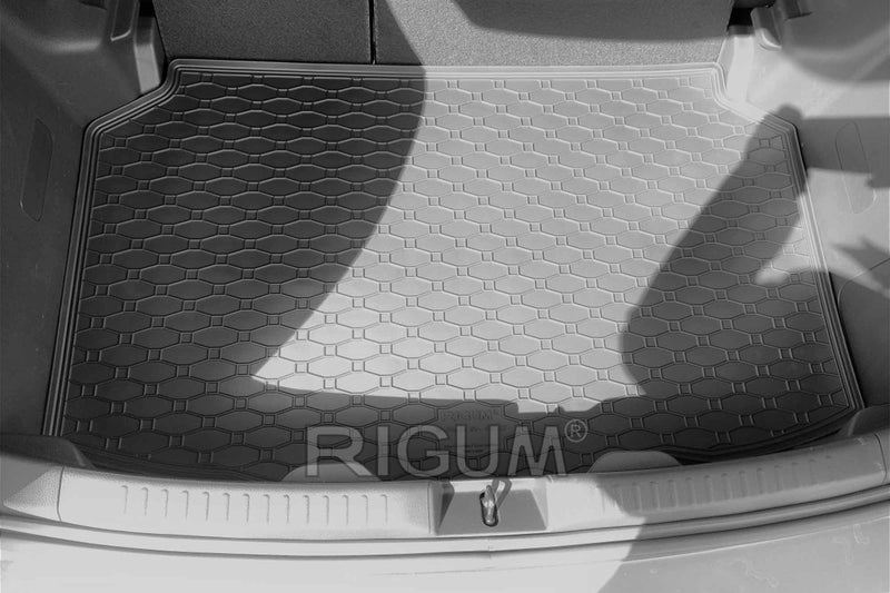 Гумена стелка за багажник Rigum за Toyota Yaris, Yaris Hybrid (2020+) и Mazda 2 Hybrid (2022+)