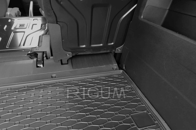 Гумена стелка за багажник Rigum за Citroen Berlingo, Peugeot Rifter, Opel Combo, Toyota Proace City L2 – 5 места