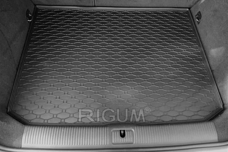 Гумена стелка Rigum за багажник за Audi A3 Sportback (2013–2020)