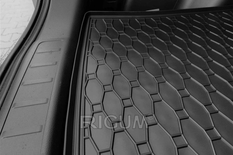 Гумена стелка за багажник Rigum за Mitsubishi Eclipse Cross PHEV (2021+)