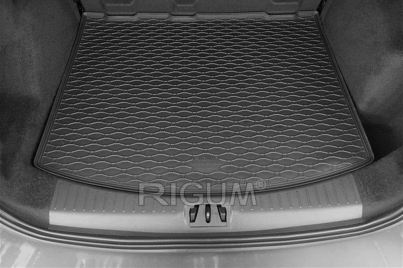Гумена стелка Rigum за багажник за Ford Kuga (2012-2019) в горно/долно положение на багажника