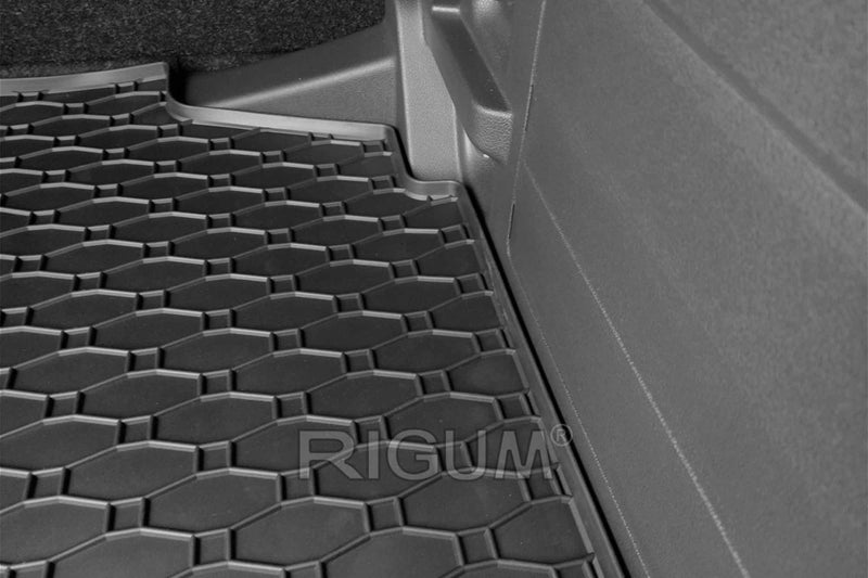 Гумена стелка за багажник Rigum за Skoda Fabia хечбек (2021+)
