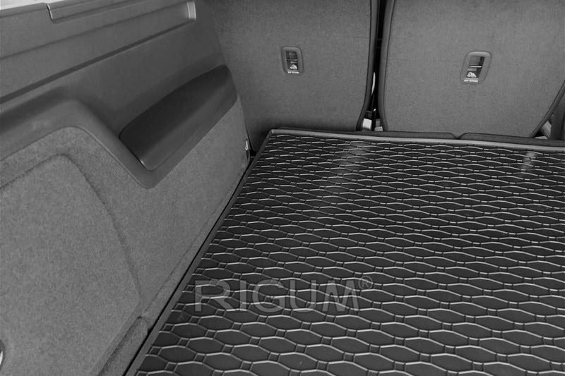 Гумена стелка Rigum за багажник за VW Sharan / Seat Alhambra (2010+)