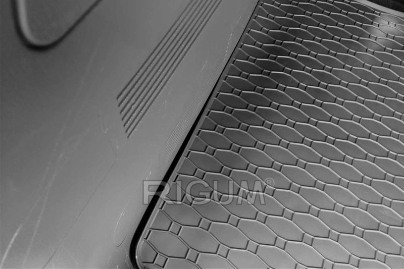 Гумена стелка Rigum за багажник за Ford Focus C-Max (2004-2007)