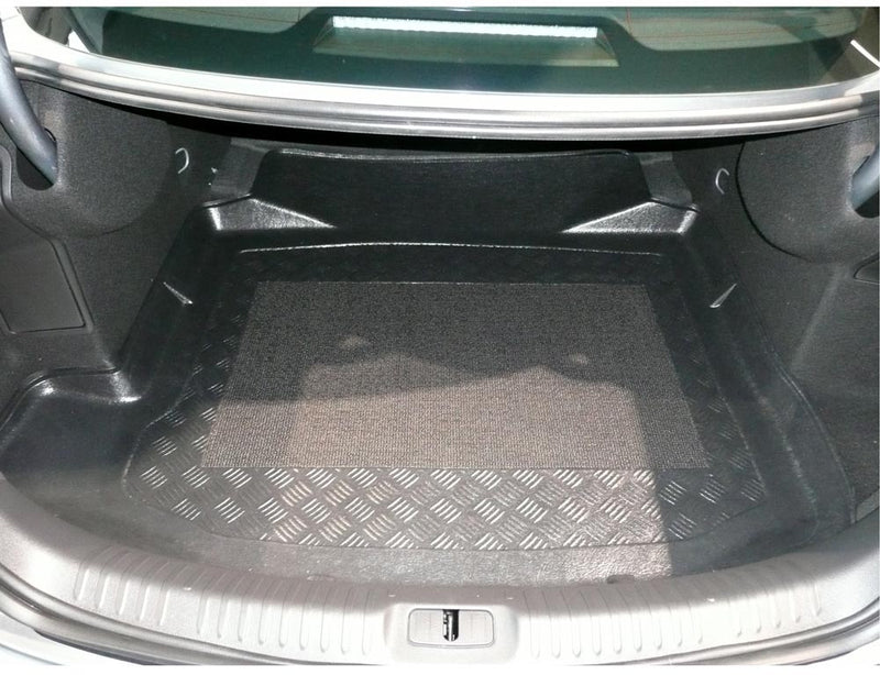 Стелка за багажник Aristar за Saab 9-5 (07.2010–12.2011) Седан 4 врати