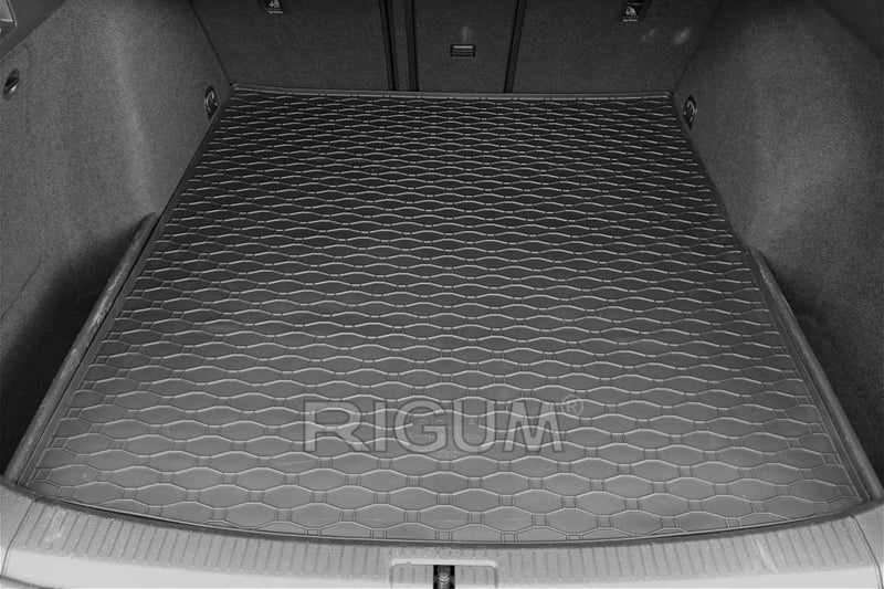 Гумена стелка за багажник Rigum за Volkswagen Golf 7 комби (2012–2019) – горно положение