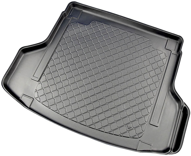 Стелка за багажник ARISTAR за Hyundai i30 III (PD) Комби 5D (2017 +) с монтажни релси и десен отвор