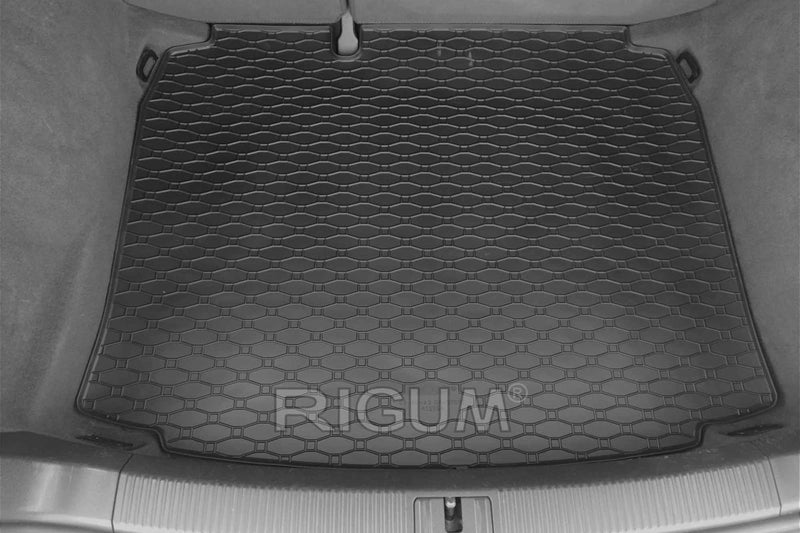 Гумена стелка Rigum за багажник за Audi A3 Sportback (2004–2012)