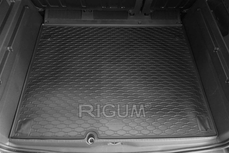 Гумена стелка за багажник Rigum за Opel Combo, Citroen Berlingo, Peugeot Rifter, Toyota ProAce City – къса база, 5 места, черна