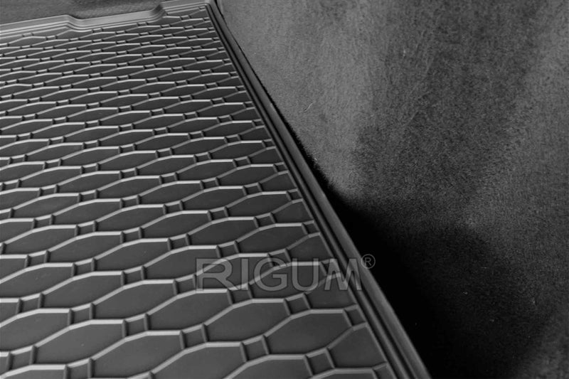Гумена стелка Rigum за багажник за Ford Kuga (2012-2019) в горно/долно положение на багажника