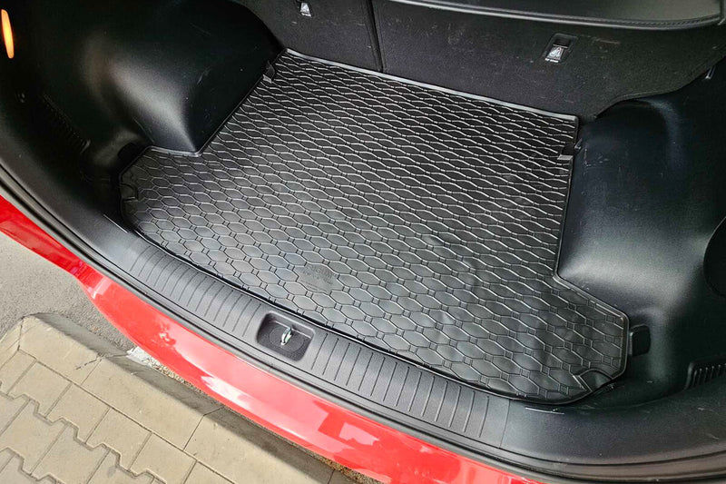 Гумена стелка Rigum за багажник за KIA Sportage (2016-2021)